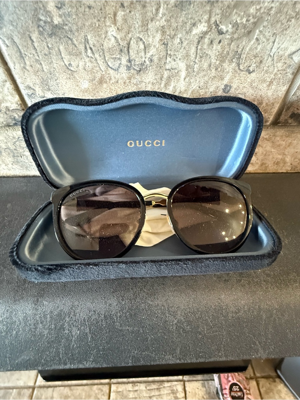 Gucci Black Sunglasses - Designer UV Protection